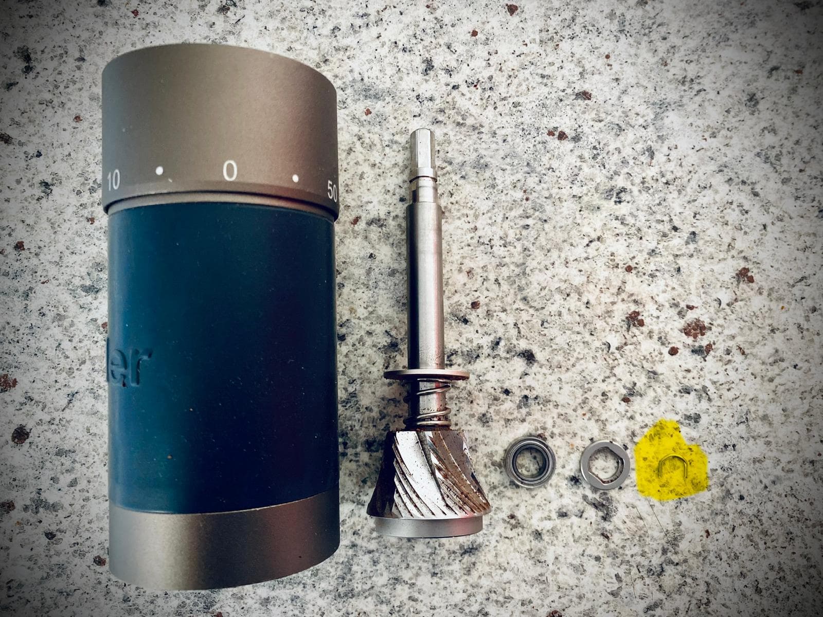 Here are all the parts, ordered from largest to smallest.